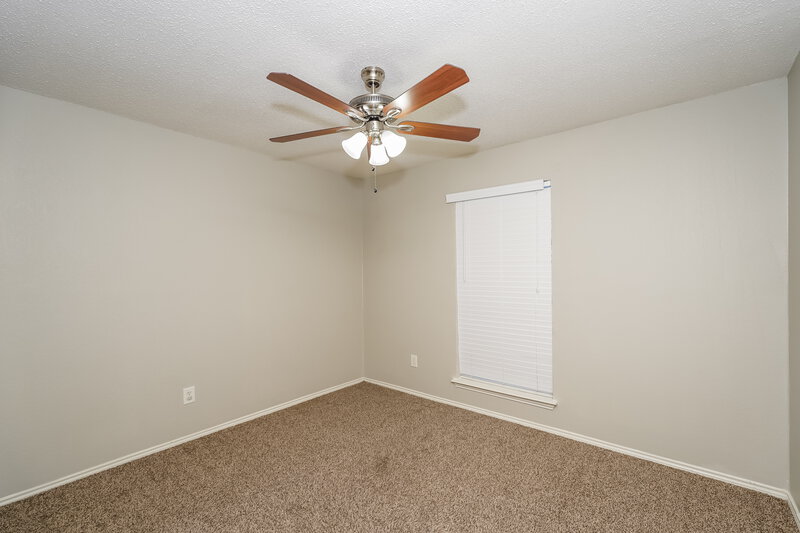 1,920/Mo, 903 Crestwood Dr Cedar Hill, TX 75104 Bedroom View 3