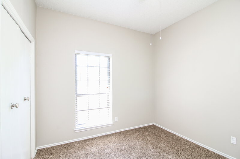2,170/Mo, 1037 S Pepperidge Dr Lancaster, TX 75134 Bedroom View 3