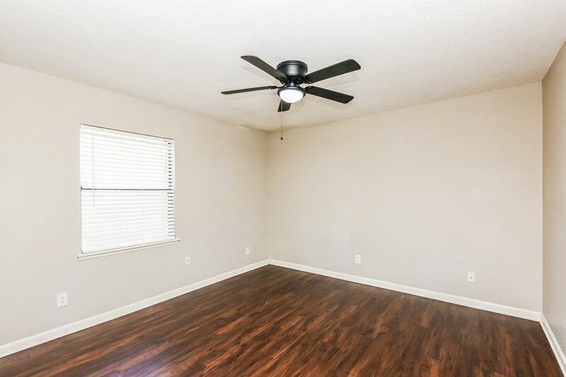 1,675/Mo, 7812 Burgundy Dr Fort Worth, TX 76133 Bedroom View 2