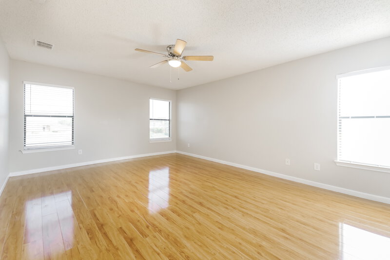 2,835/Mo, 324 Rosewood Ln Cedar Hill, TX 75104 Main Bedroom View