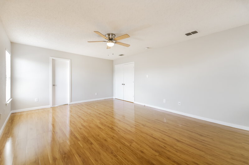 2,835/Mo, 324 Rosewood Ln Cedar Hill, TX 75104 Main Bedroom View 2