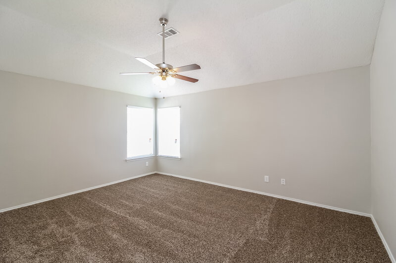 2,625/Mo, 504 Mulberry Ln Desoto, TX 75115 Master Bedroom View