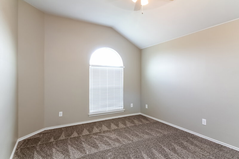 2,060/Mo, 1204 Seneca Pl Glenn Heights, TX 75154 Master Bedroom View