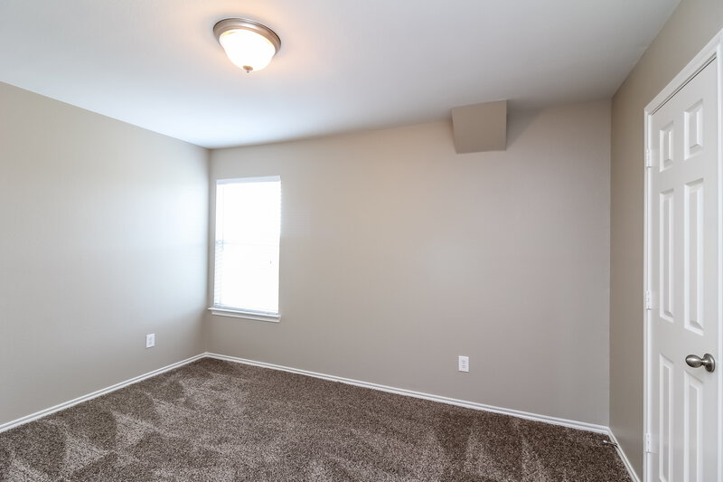 2,060/Mo, 1204 Seneca Pl Glenn Heights, TX 75154 Bedroom View 2