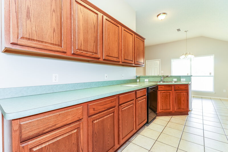 2,310/Mo, 3940 Silver Springs Dr Fort Worth, TX 76123 Kitchen View