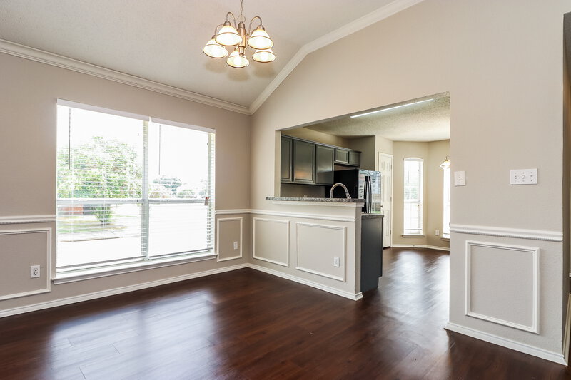 2,675/Mo, 2844 Claremont Dr Grand Prairie, TX 75052 Living Room View 2