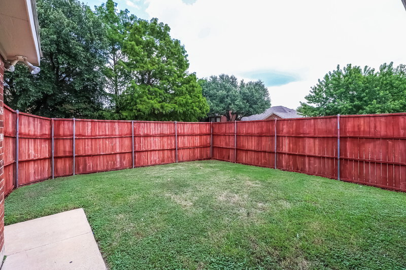 2,675/Mo, 2844 Claremont Dr Grand Prairie, TX 75052 Exterior View