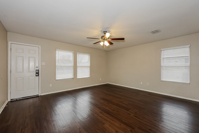 1,760/Mo, 9108 Penny Ln Fort Worth, TX 76123 Living Room View
