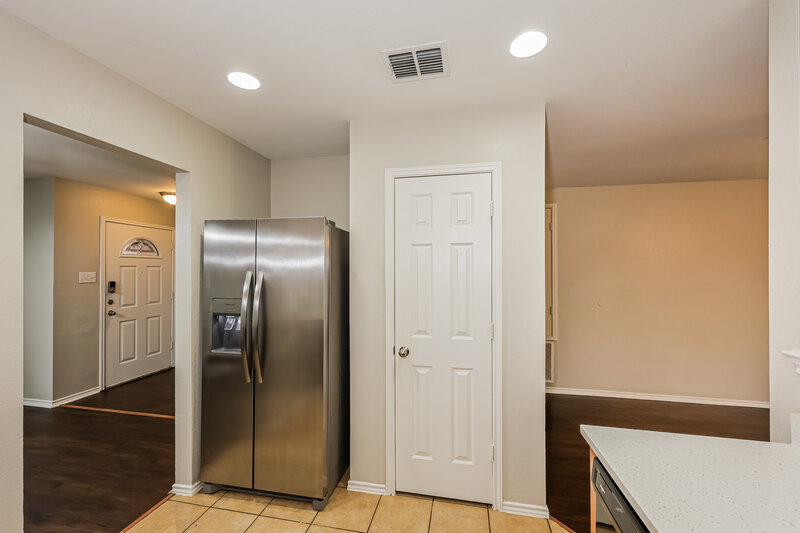 1,760/Mo, 9108 Penny Ln Fort Worth, TX 76123 Kitchen View 3
