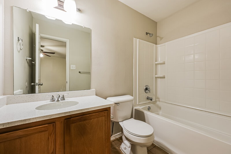 1,760/Mo, 9108 Penny Ln Fort Worth, TX 76123 Main Bathroom View