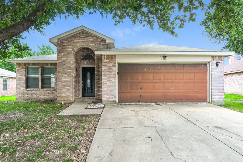 2,020/Mo, 317 Taylor St Saginaw, TX 76179 External View