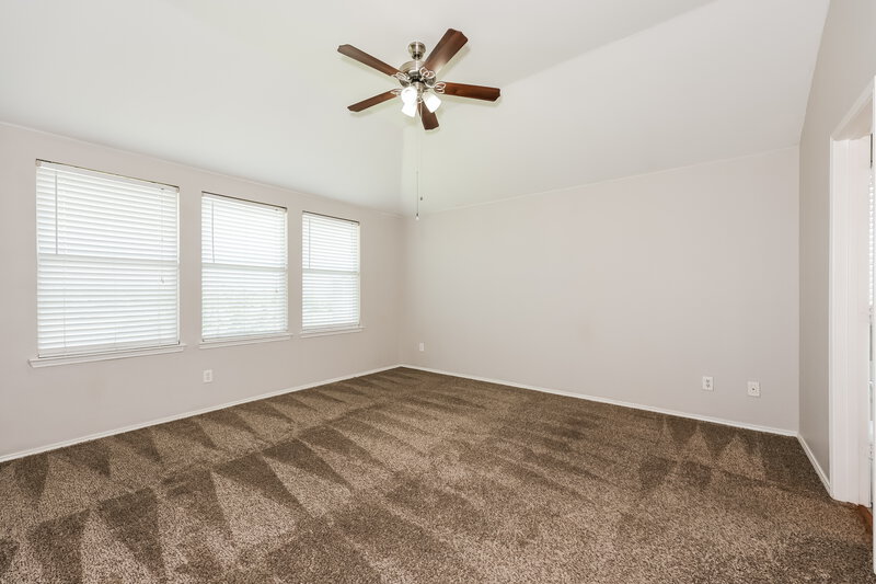 2,190/Mo, 9316 Liberty Crossing Dr Fort Worth, TX 76131 Main Bedroom View