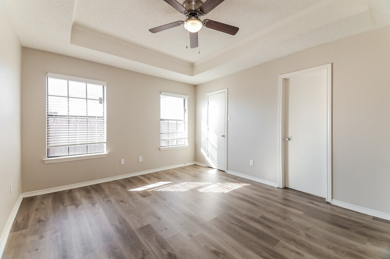 2,190/Mo, 1317 Sparrow Ct Desoto, TX 75115 Main Bedroom View 2