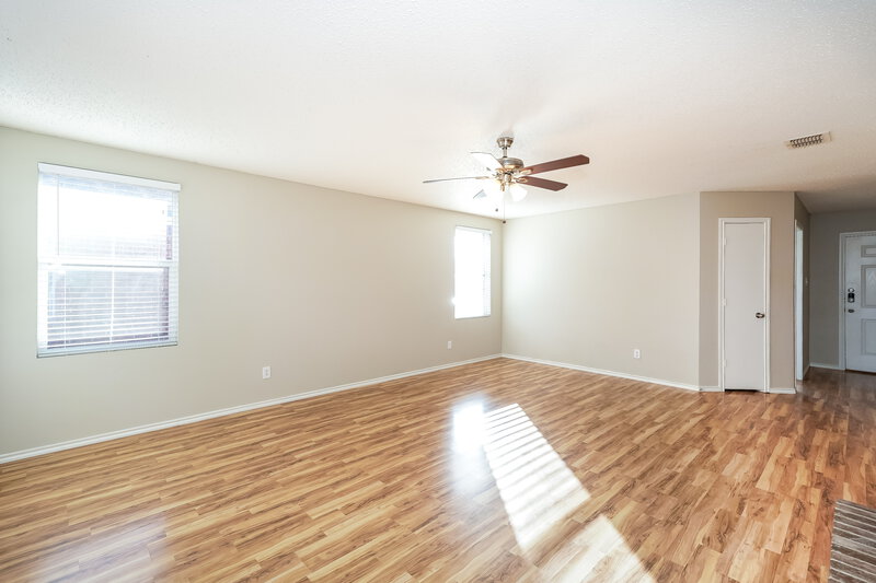 1,845/Mo, 1625 Sierra Meadow Ln Justin, TX 76247 Living Room View