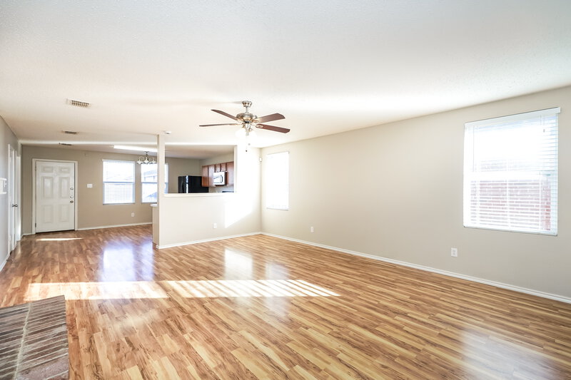 1,845/Mo, 1625 Sierra Meadow Ln Justin, TX 76247 Living Room View 4