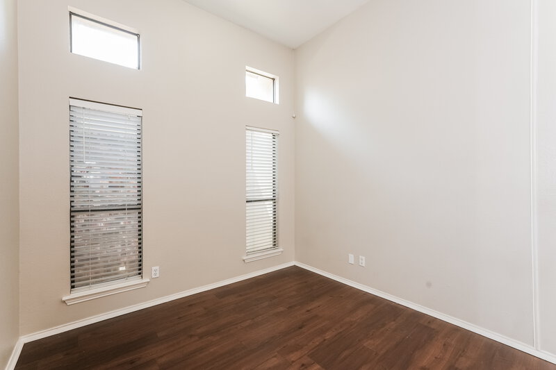 1,975/Mo, 111 Streamside Dr Desoto, TX 75115 Dining Room View