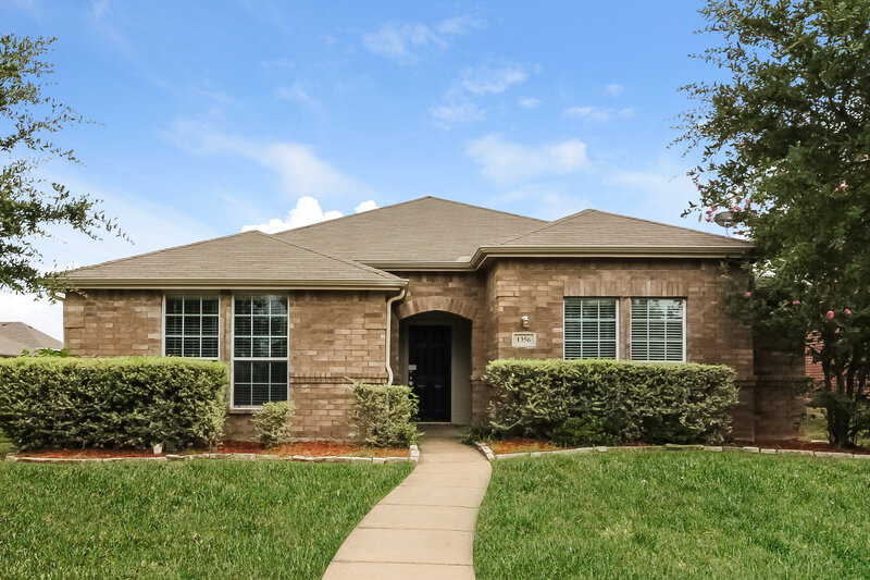 2,050/Mo, 1356 Illinois Ave Lancaster, TX 75134 External View