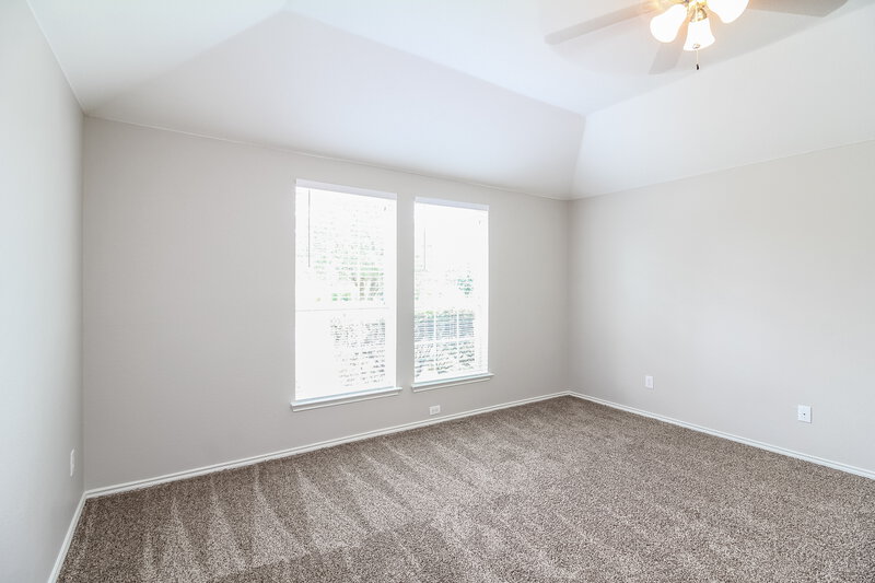 2,050/Mo, 1356 Illinois Ave Lancaster, TX 75134 Master Bedroomlarge View 2