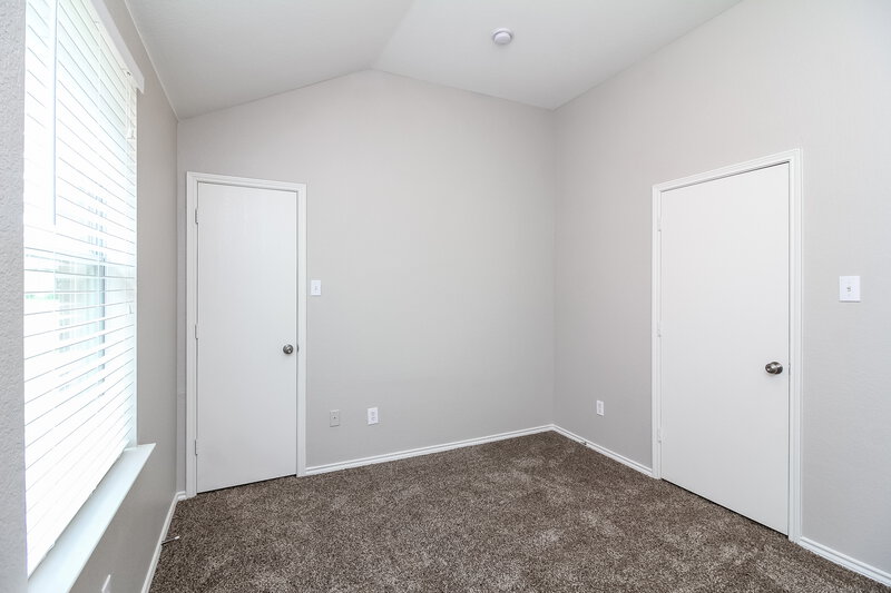 2,050/Mo, 1356 Illinois Ave Lancaster, TX 75134 Bedroomlarge View 5