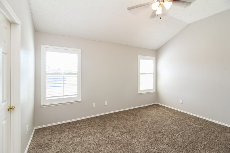 2,125/Mo, 1532 Warrington Way Forney, TX 75126 Master Bedroom View 3