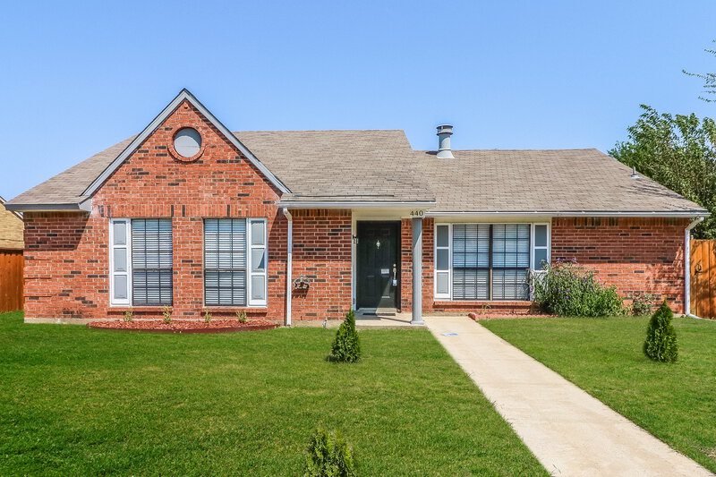 2,150/Mo, 440 Whitney St Cedar Hill, TX 75104 External View
