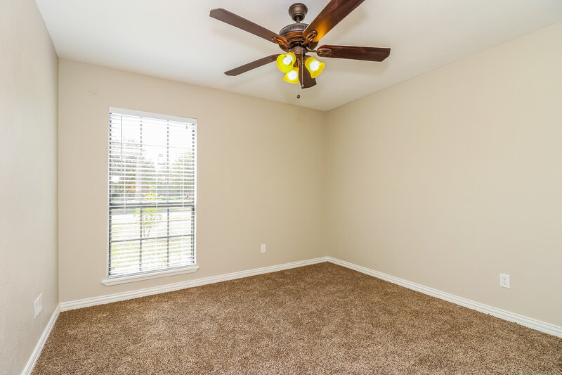 2,150/Mo, 440 Whitney St Cedar Hill, TX 75104 Bedroom View 3