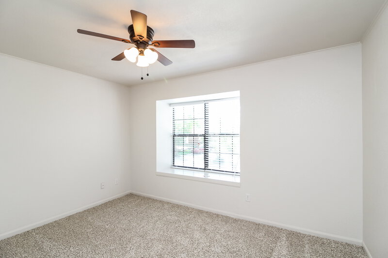 2,170/Mo, 6003 Rocky Point Dr Arlington, TX 76018 Bedroom View