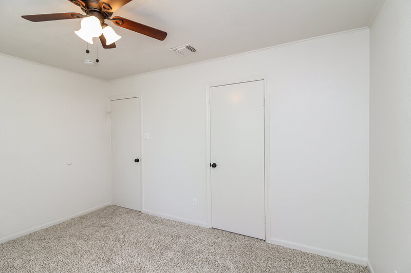 2,170/Mo, 6003 Rocky Point Dr Arlington, TX 76018 Bedroom View 2