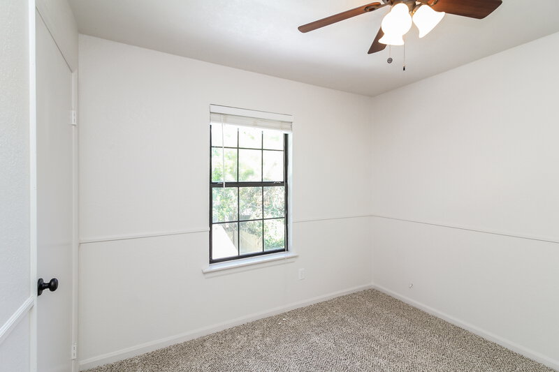 2,170/Mo, 6003 Rocky Point Dr Arlington, TX 76018 Bedroom View 3