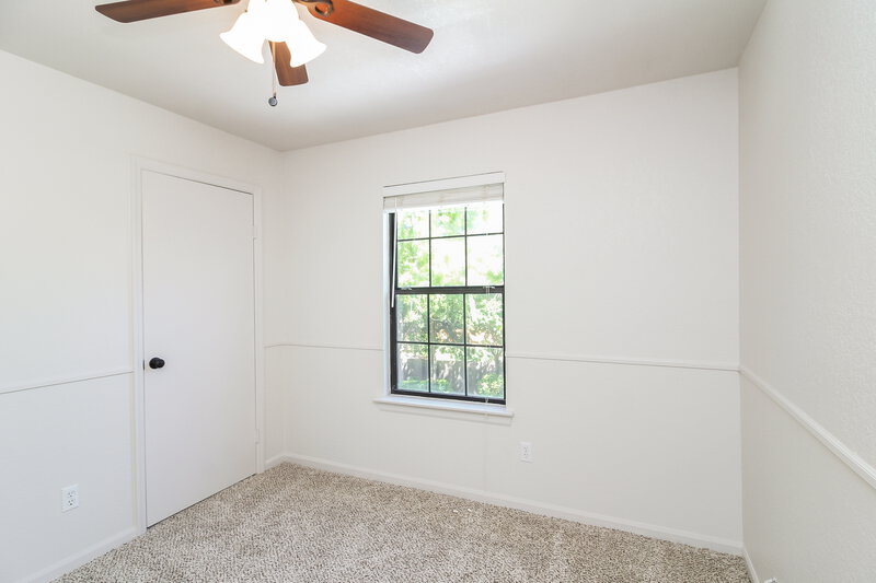 2,170/Mo, 6003 Rocky Point Dr Arlington, TX 76018 Bedroom View 4
