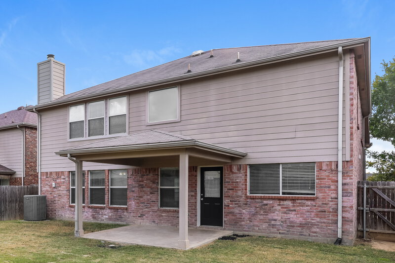 2,560/Mo, 2309 Raven Ct Mesquite, TX 75181 Rear View 2