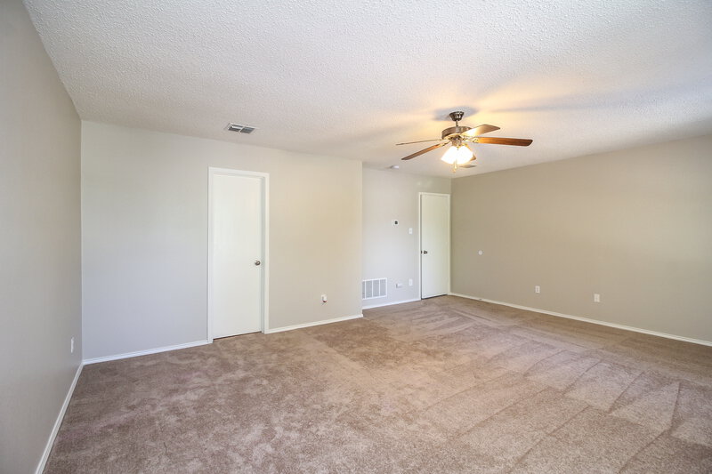 2,365/Mo, 8737 Hunters Point Way Fort Worth, TX 76123 Master Bedroom View 2