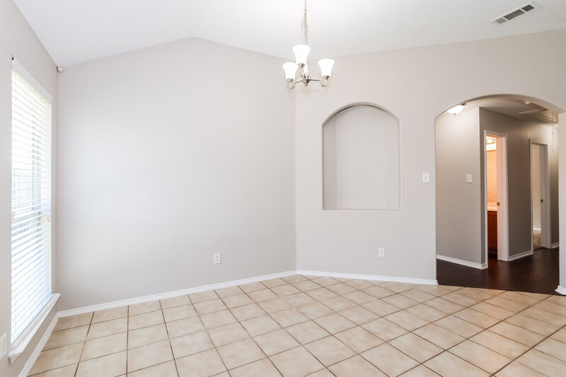2,320/Mo, 240 Cedar Crest Dr Justin, TX 76247 Dining Room View