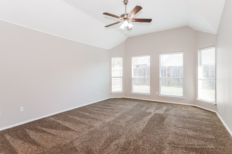 2,320/Mo, 240 Cedar Crest Dr Justin, TX 76247 Main Bedroom View