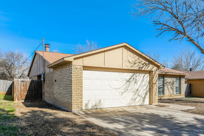 2,180/Mo, 6711 Blackberry Dr Arlington, TX 76016 External View