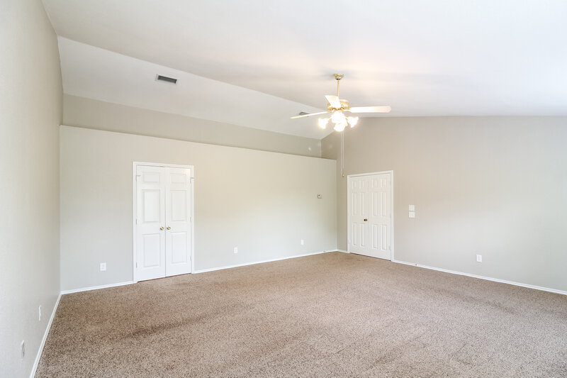2,040/Mo, 1340 E Miller Dr Cedar Hill, TX 75104 Master Bedroom View