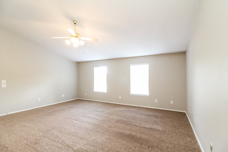 2,040/Mo, 1340 E Miller Dr Cedar Hill, TX 75104 Master Bedroom View 2