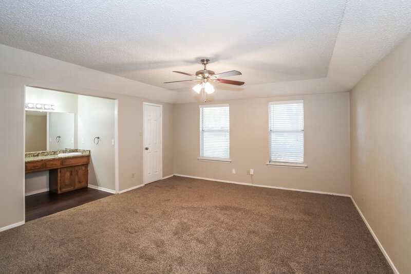 2,650/Mo, 812 Sandpiper Dr Denton, TX 76205 Main Bedroom View