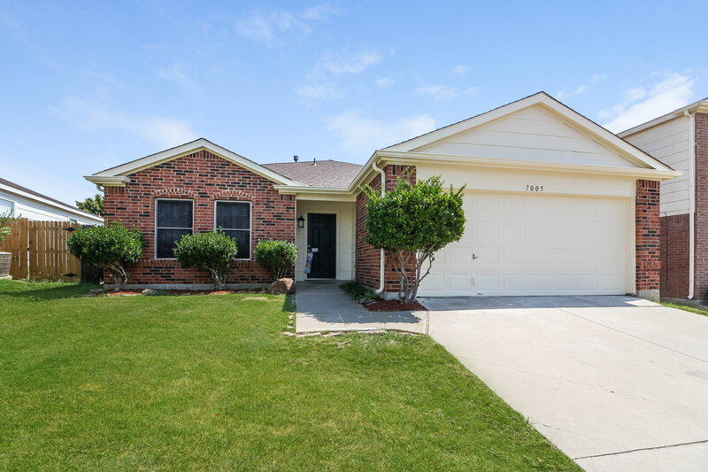2,250/Mo, 7005 Edmundson Dr Arlington, TX 76002 External View