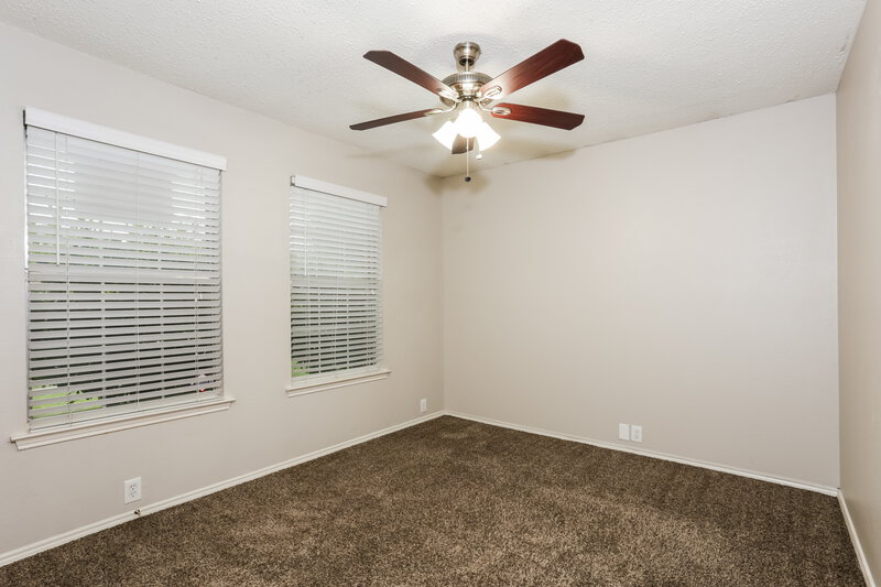 2,245/Mo, 7005 Edmundson Dr Arlington, TX 76002 Bedroom View