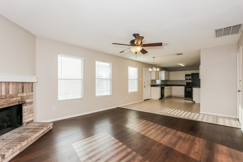 2,075/Mo, 8728 Polo Dr Fort Worth, TX 76123 Living Room View
