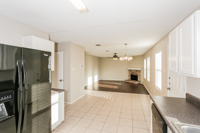 2,075/Mo, 8728 Polo Dr Fort Worth, TX 76123 Kitchen View 2
