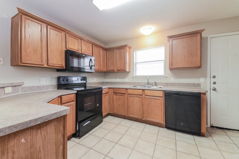 2,030/Mo, 513 Denise St Saginaw, TX 76179 Kitchen View