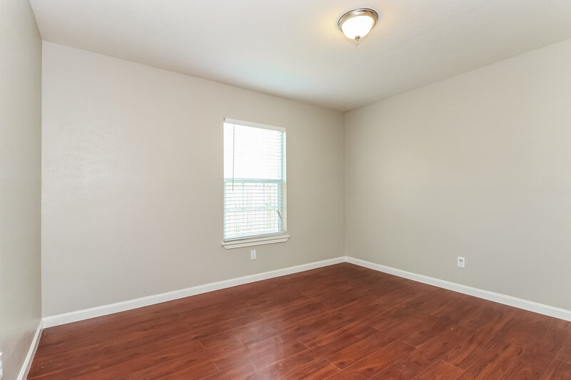 2,325/Mo, 4728 Scots Briar Ln Fort Worth, TX 76137 Master Bedroom View