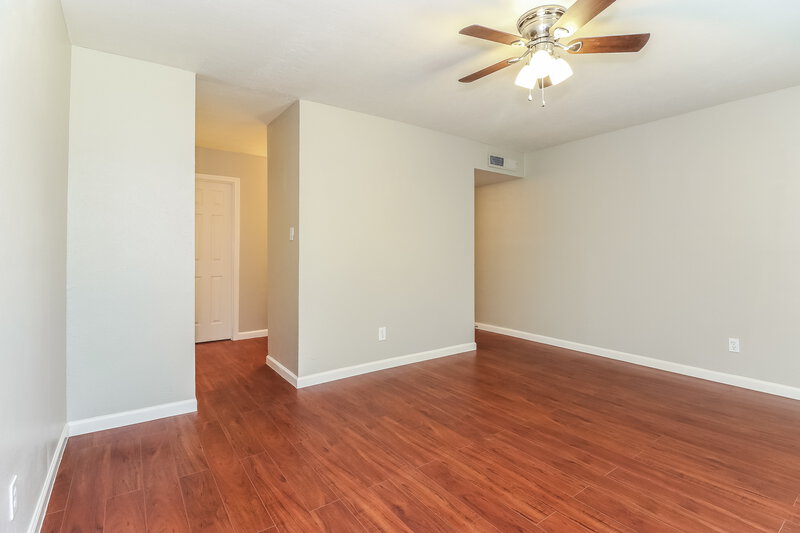 2,325/Mo, 4728 Scots Briar Ln Fort Worth, TX 76137 Bedroom View 2