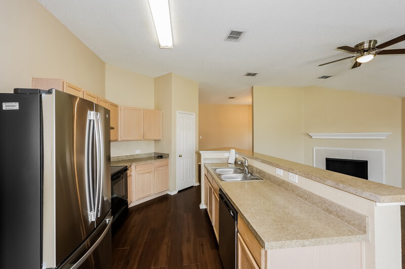 1,930/Mo, 2021 Wildwood Dr Forney, TX 75126 Kitchen View 3