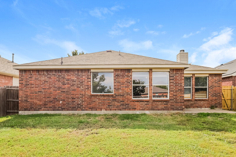 1,930/Mo, 2021 Wildwood Dr Forney, TX 75126 Rear View