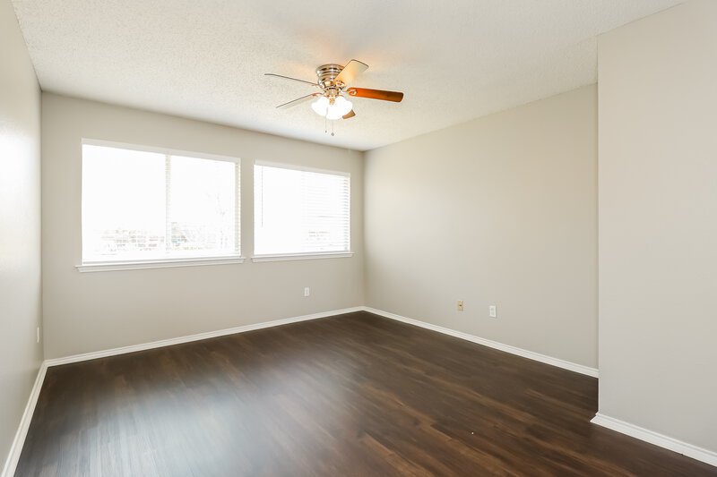 2,100/Mo, 4805 Barnhill Ln Fort Worth, TX 76135 Bonus Room View