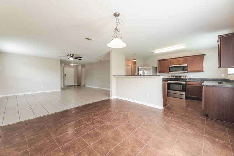2,030/Mo, 2033 Pine Knot Dr Heartland, TX 75126 Dining Room View 2