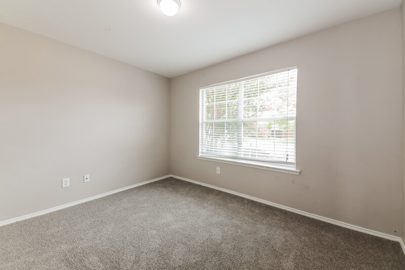2,030/Mo, 2033 Pine Knot Dr Heartland, TX 75126 Bedroom View